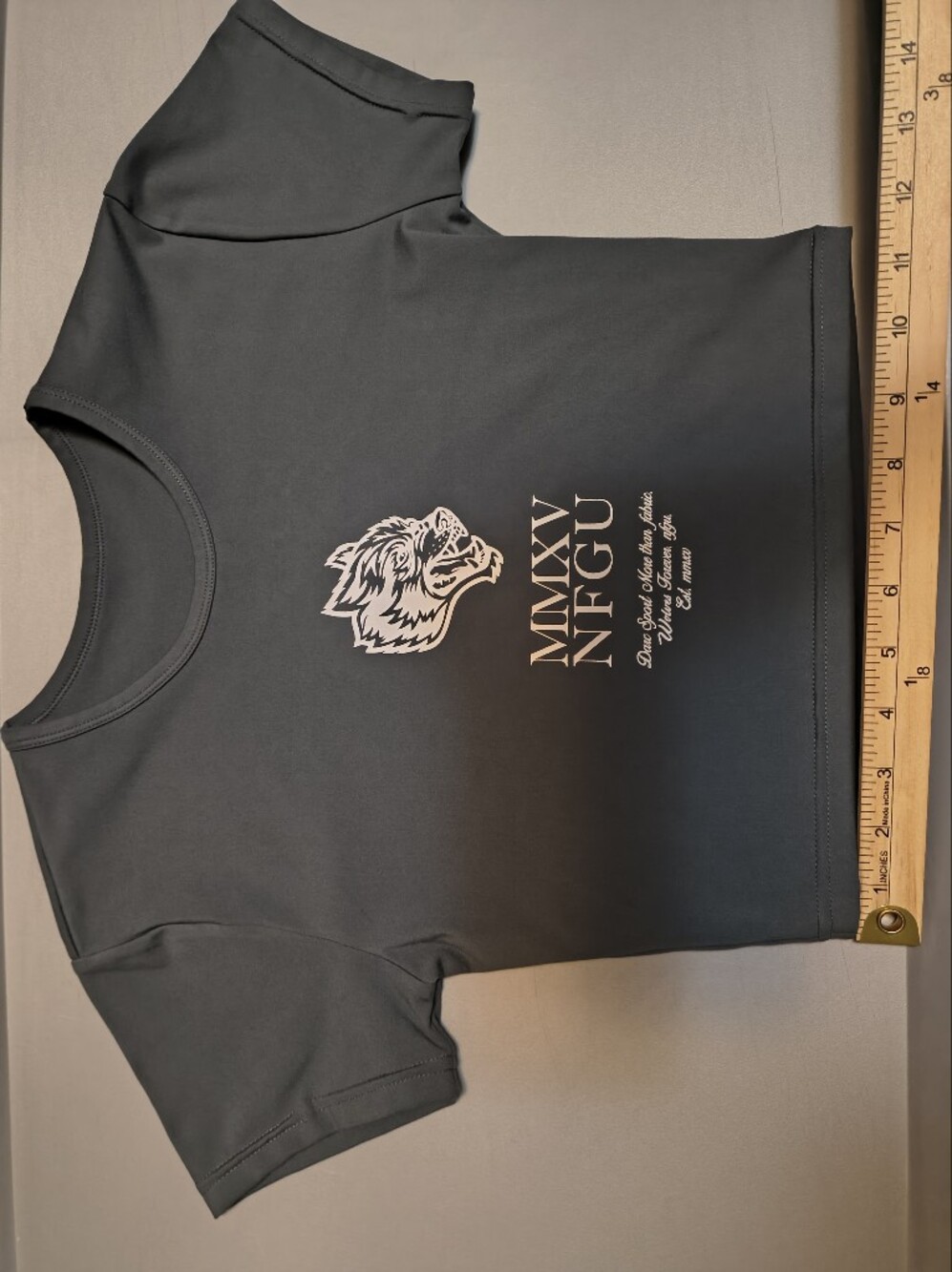 Darc Sport Black Cropped Logo Athletic Tee - Picture 7 of 14